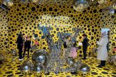 Jānis Borgs par YAYOI KUSAMA